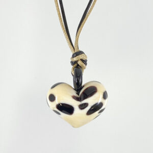 ベネチアンガラス ペンダントネックレス 紐 Africa  牛柄ハート