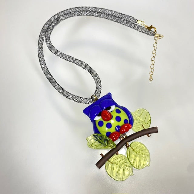 ベネチアンガラス ペンダントネックレス チョット不機嫌なフクロウ 青 - 画像 (3)