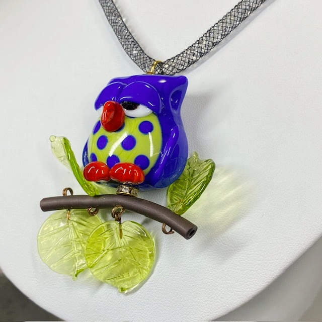 ベネチアンガラス ペンダントネックレス チョット不機嫌なフクロウ 青 - 画像 (5)