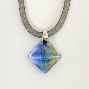 ベネチアンガラス ペンダントネックレス Piramide ブルー＆シルバー・ゴールド